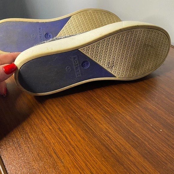 Rothy's Snake Gray Retired Print Sneaker Loafer Size 6.5 - Picture 7 of 8